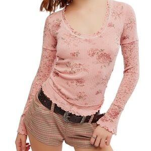 We The Free Pink Floral Long Sleeve Thermal Top Size Medium